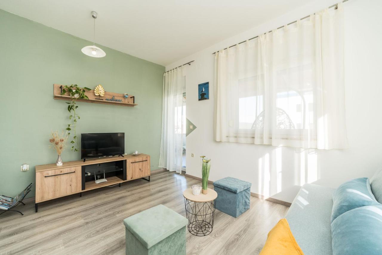 Apartments Matilda Sukošan Exteriör bild