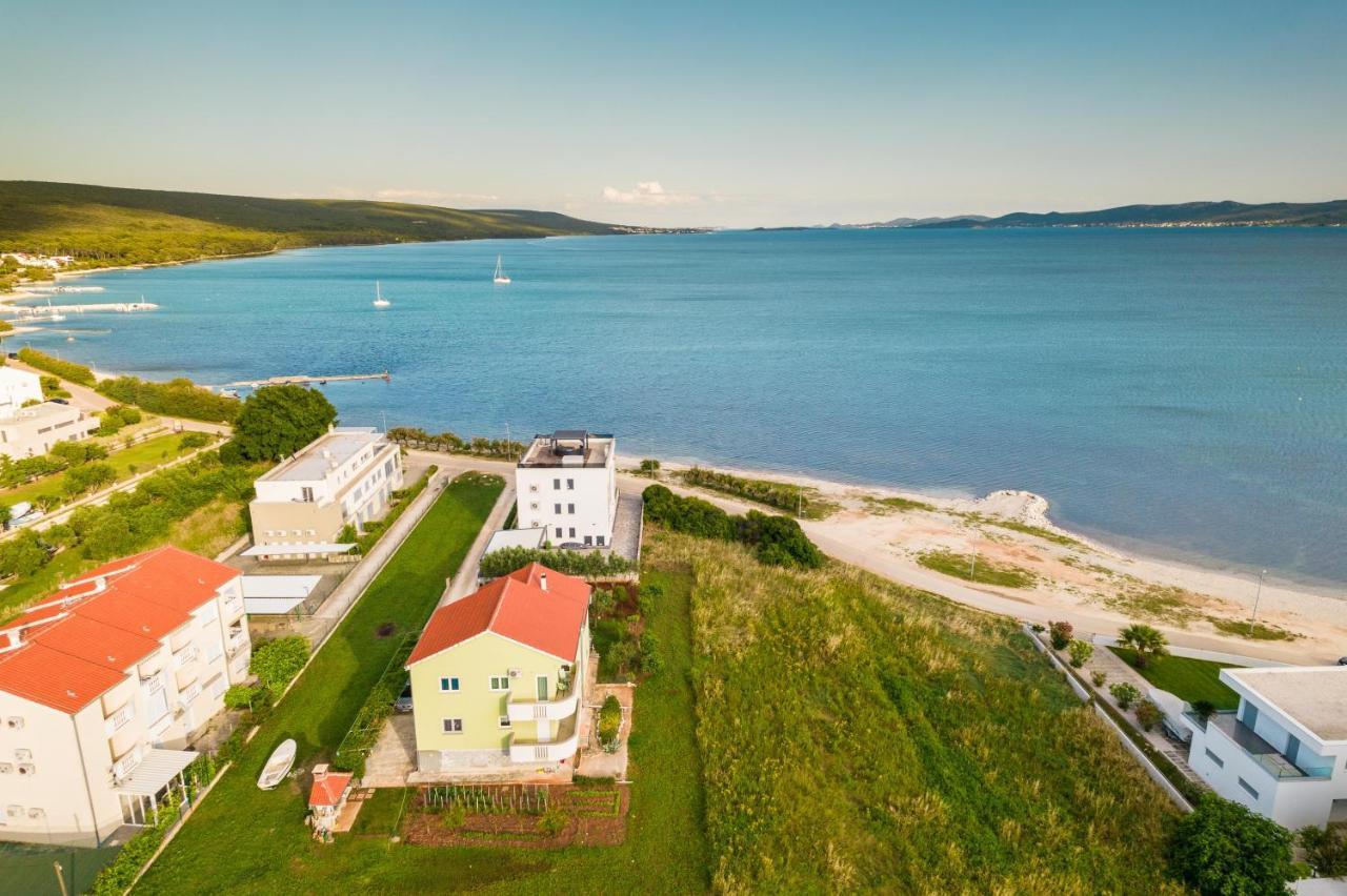 Apartments Matilda Sukošan Exteriör bild